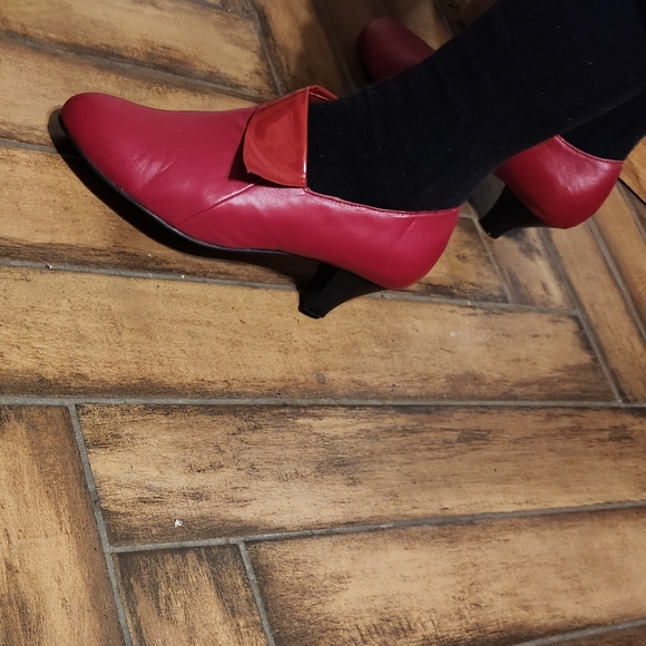 AJ Valenci Built for Comfort Leather Shoes Red, size 12.5 W, fits a size 13 - Picture 8 of 9